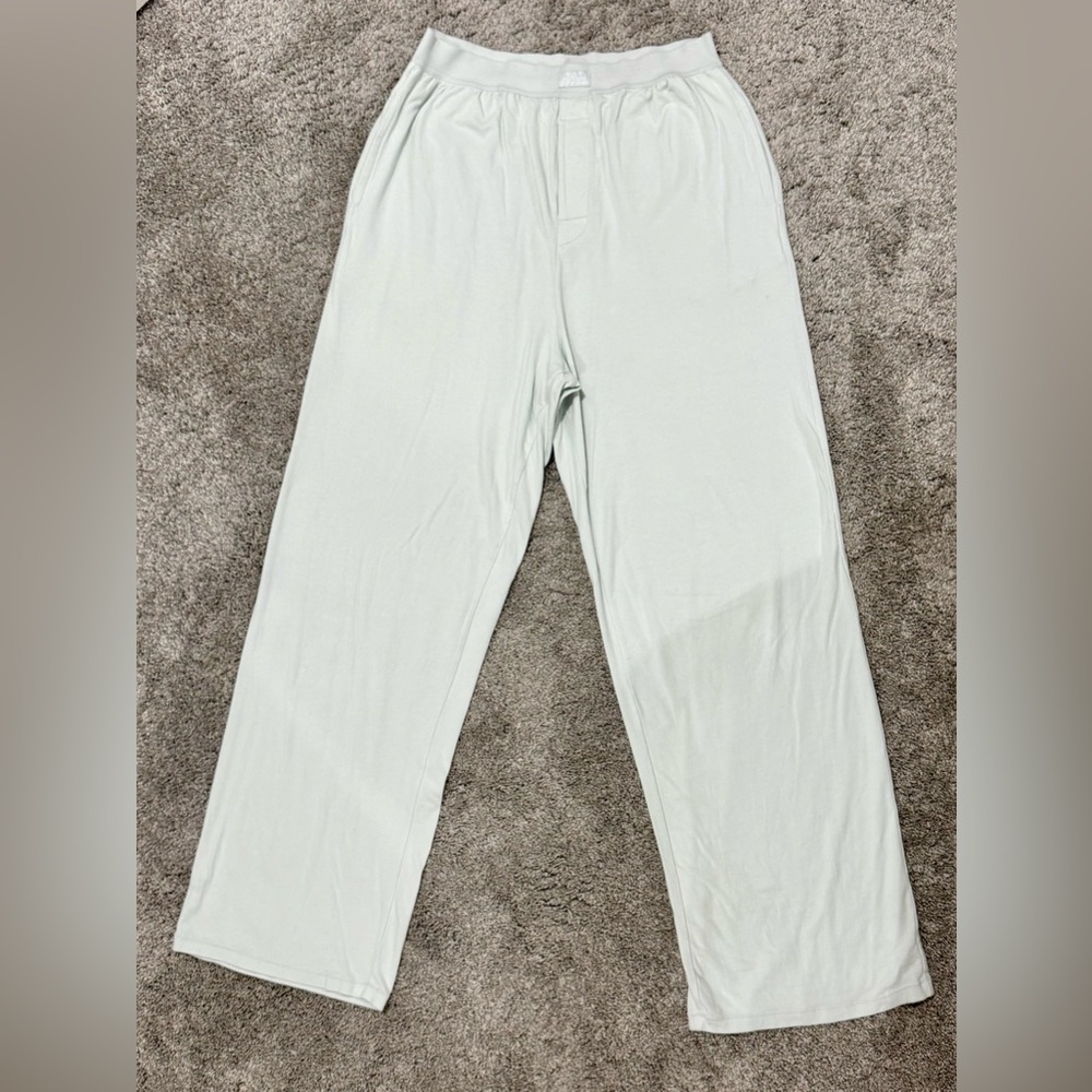 SKIMS Boyfriend Loose Lounge Pants-Unisex Size Medium - Picture 2 of 8